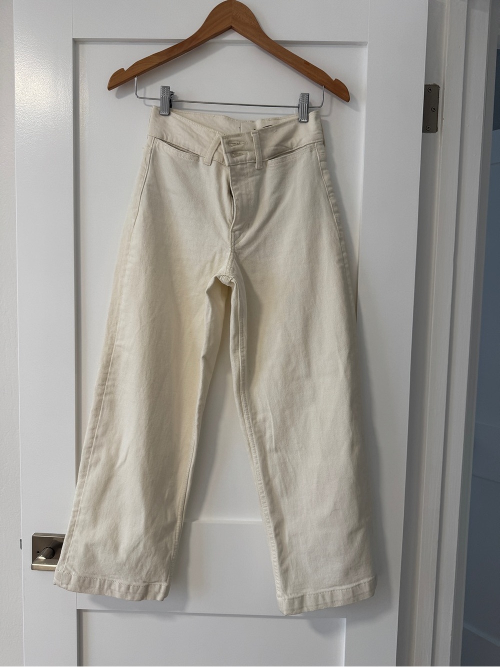 Banana Republic Cream Wide-Leg Women’s Jeans